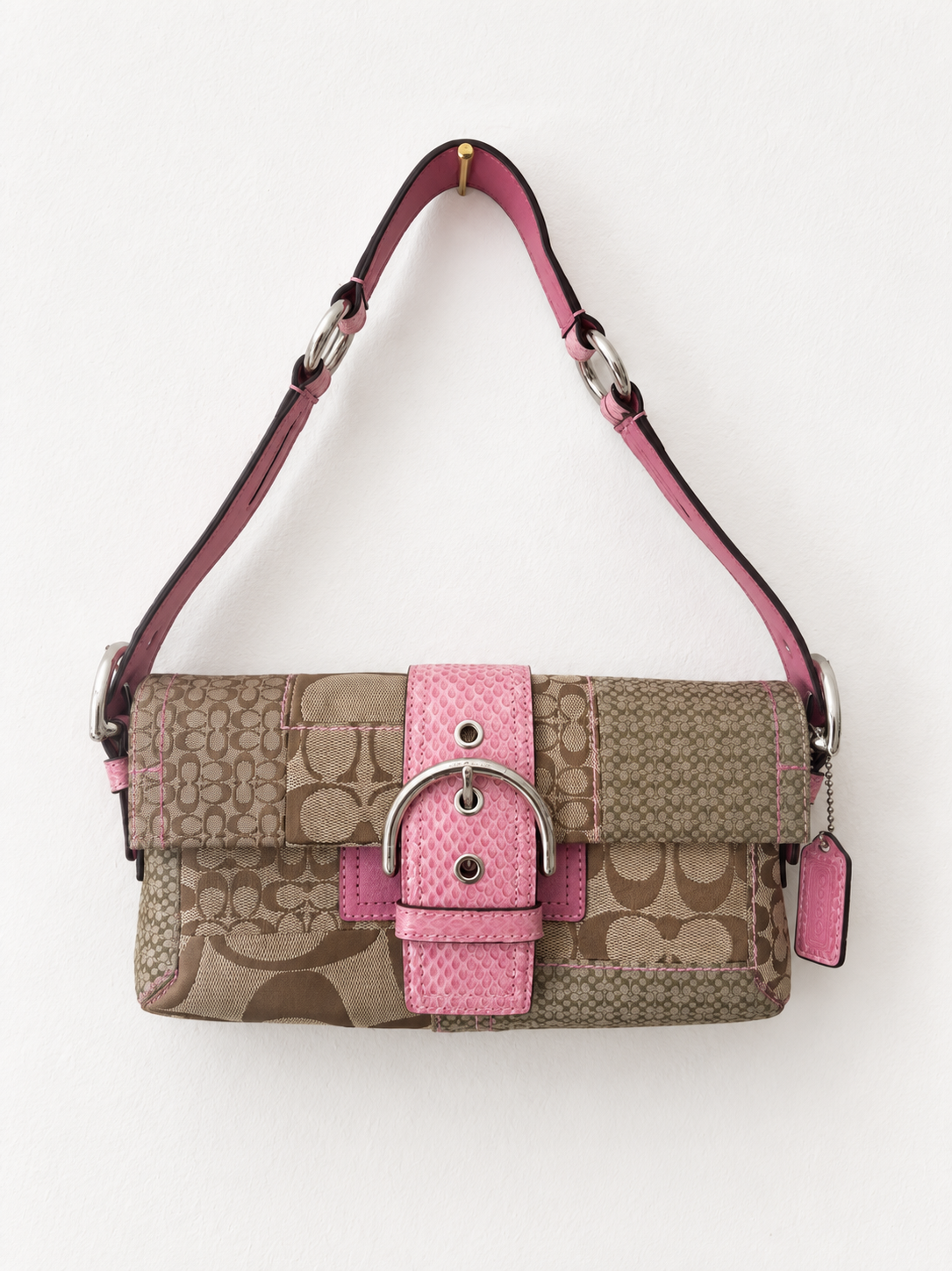 Coach beige/pink patchwork soho bag